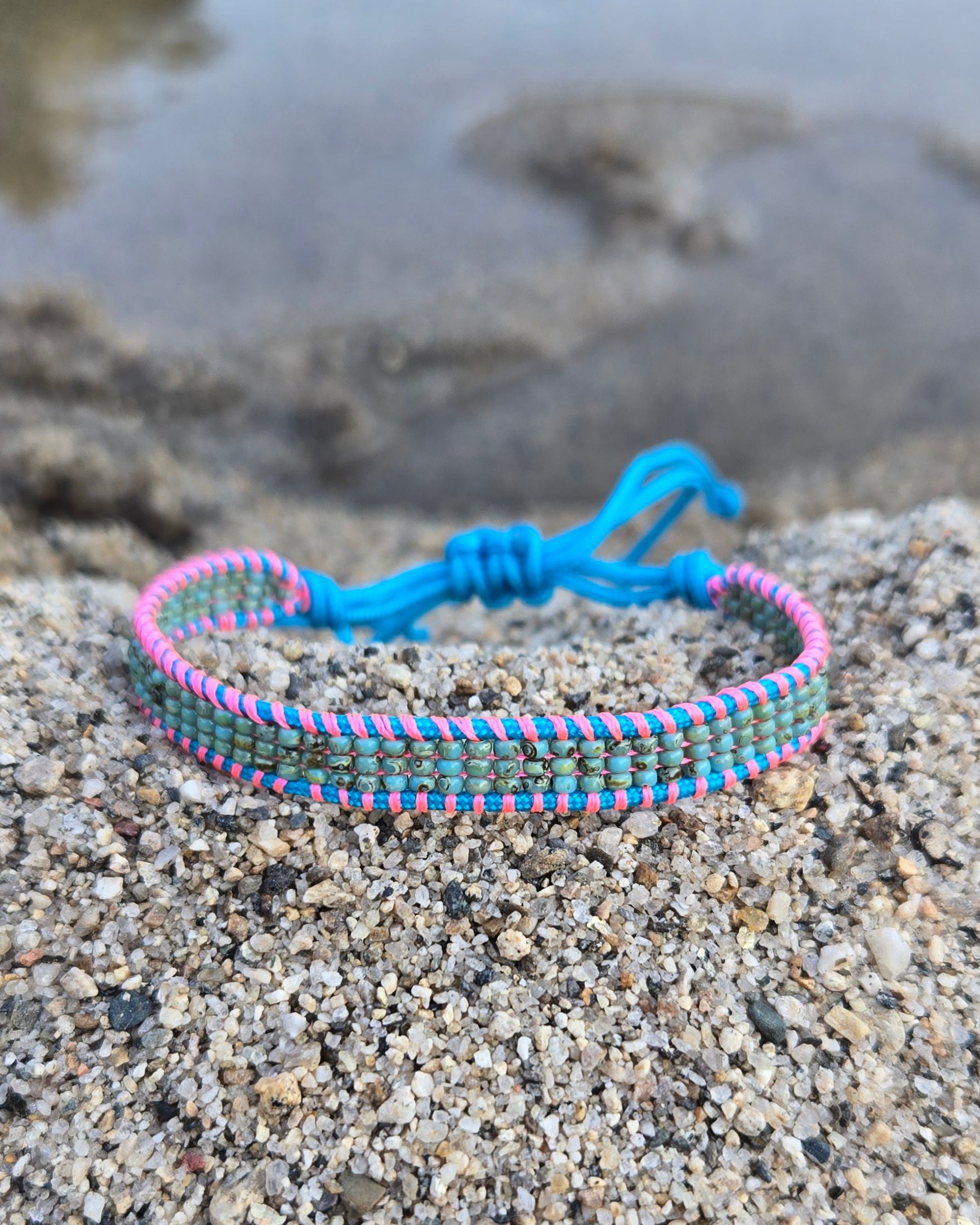 Beaded marbled turquoise pink and brown bracelet Calitrendz by Tiffany Creek