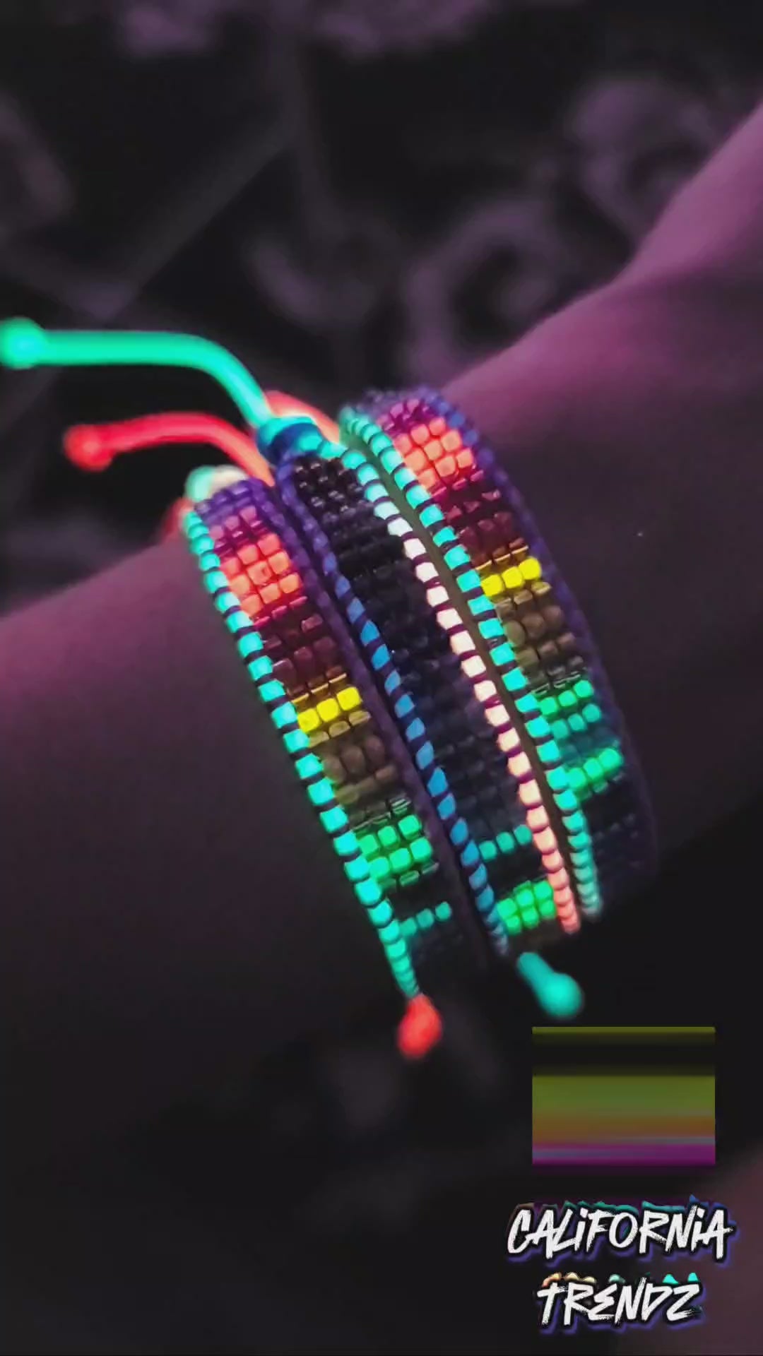 beaded rainbow gradient bracelet black light UV reactive Calitrendz by Tiffany Creek 